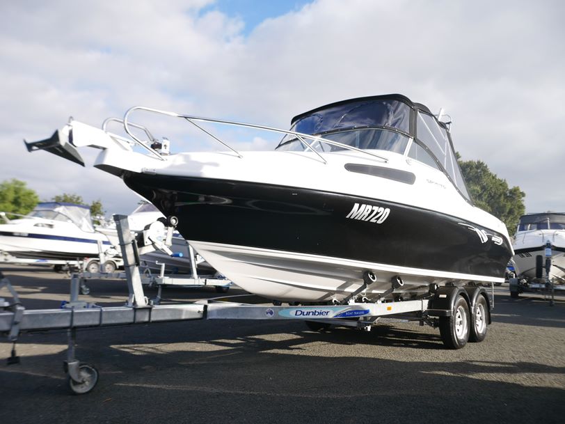 Baysport 575 Sports - Cabin Boat Baysport 575 Sports - Cabin Boat