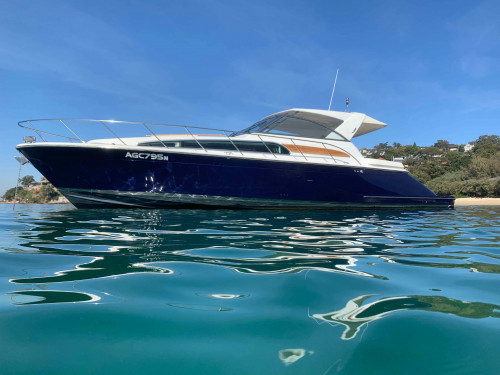 2004 Chris Craft Roamer 43 2004 Chris Craft Roamer 43