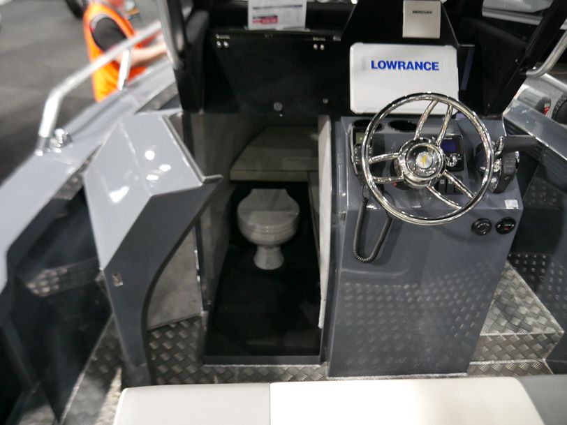 YELLOWFIN 7000 CENTRE CABIN - NEW 2019 RELEASE YELLOWFIN 7000 CENTRE CABIN - NEW 2019 RELEASE