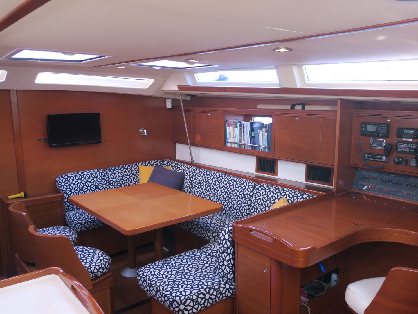 2009 Dufour 525 Grand Large