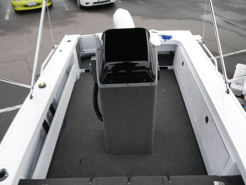 Quintrex 490 Top Ender Centre Console Quintrex 490 Top Ender Centre Console
