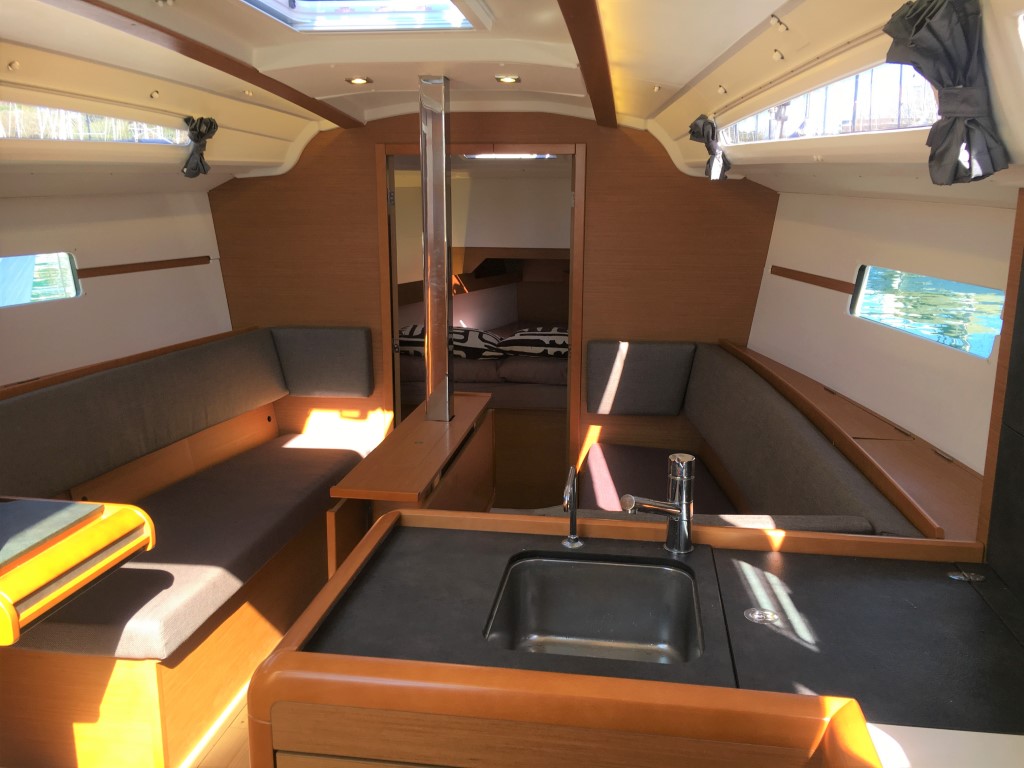 2015 Sun Odyssey 349 (2016 Model)