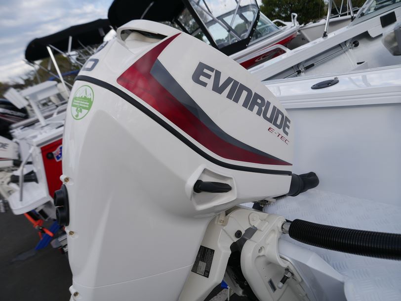 Quintrex 450 Fishabout Pro - Runabout Quintrex 450 Fishabout Pro - Runabout