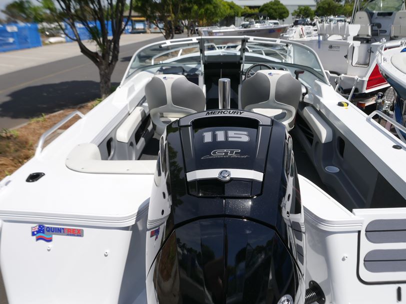 Quintrex 510 Cruiseabout - Bow Rider Quintrex 510 Cruiseabout - Bow Rider