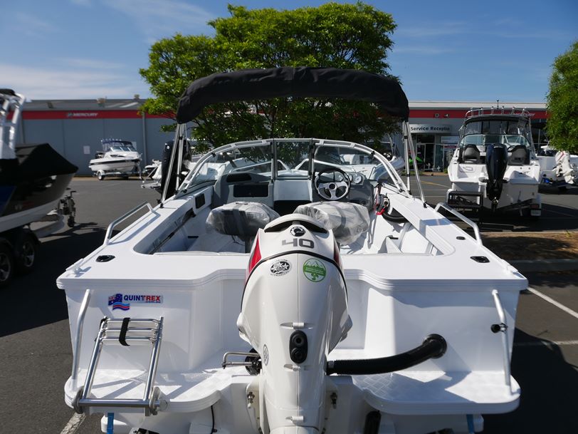 Quintrex 430 Fishabout Pro - Runabout Quintrex 430 Fishabout Pro - Runabout
