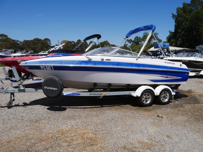 Glastron GT205 Bow Rider Glastron GT205 Bow Rider