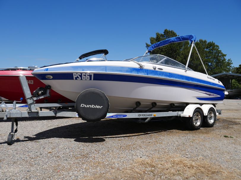 Glastron GT205 Bow Rider Glastron GT205 Bow Rider