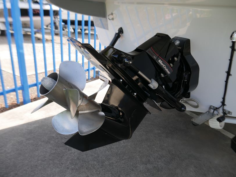 Glastron 259 Cruiser Glastron 259 Cruiser
