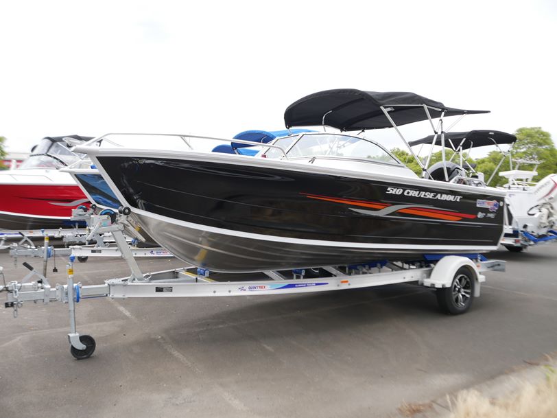 Quintrex 510 Cruiseabout - Bow Rider Quintrex 510 Cruiseabout - Bow Rider