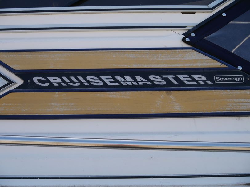 Whittley 2300 Cruisemaster Whittley 2300 Cruisemaster