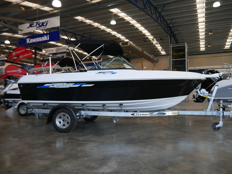 Revival R530 X-Rider Bow Rider Revival R530 X-Rider Bow Rider