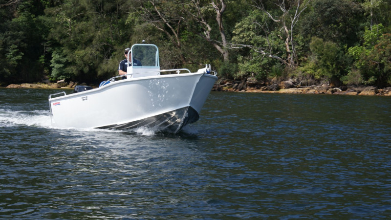 Aquamaster 6.0m Deluxe Centre Console Aquamaster 6.0m Deluxe Centre Console