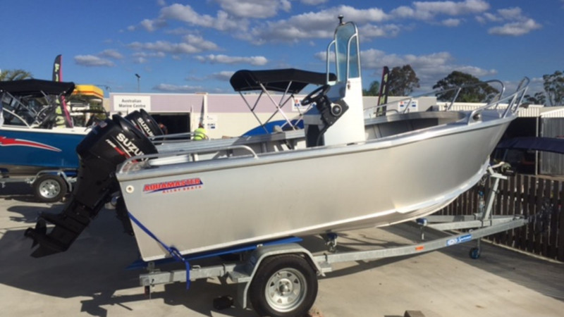 Aquamaster 4.2m Centre Console Aquamaster 4.2m Centre Console