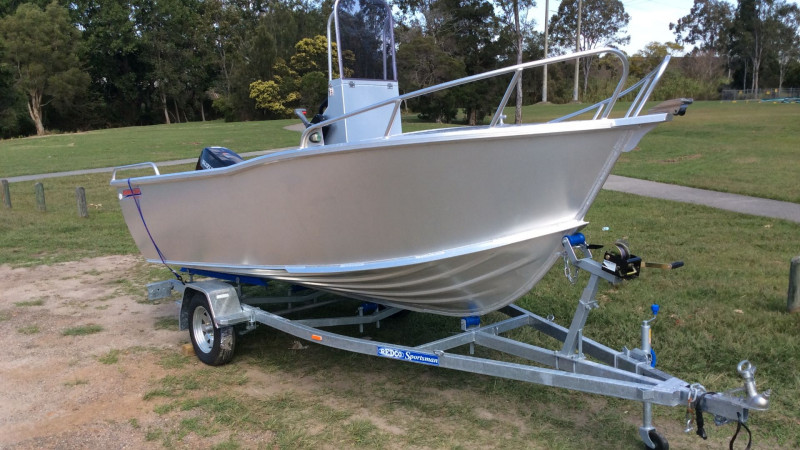 Aquamaster 4.4m Centre Console Aquamaster 4.4m Centre Console