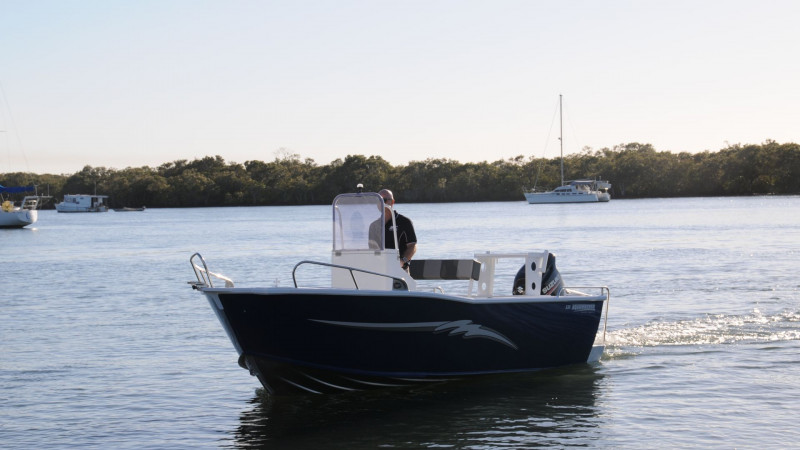 Aquamaster 5.5m Deluxe Centre Console Aquamaster 5.5m Deluxe Centre Console