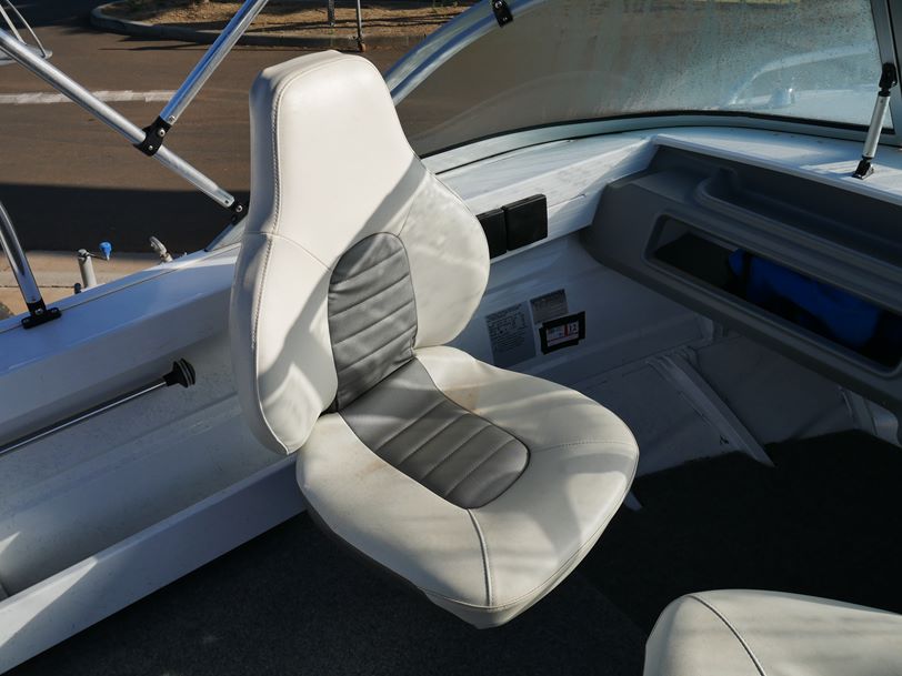 Quintrex 430 Fishabout - Runabout Quintrex 430 Fishabout - Runabout