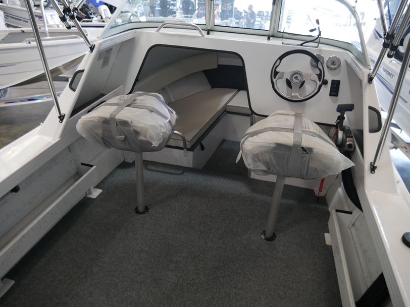 Quintrex 530 Sea Spirit - Cabin Boat Quintrex 530 Sea Spirit - Cabin Boat