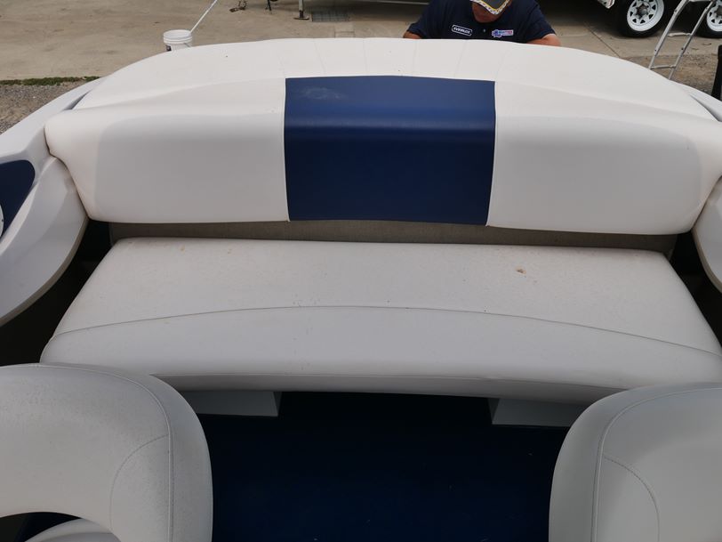 Four Winns H180LE Bow Rider Four Winns H180LE Bow Rider