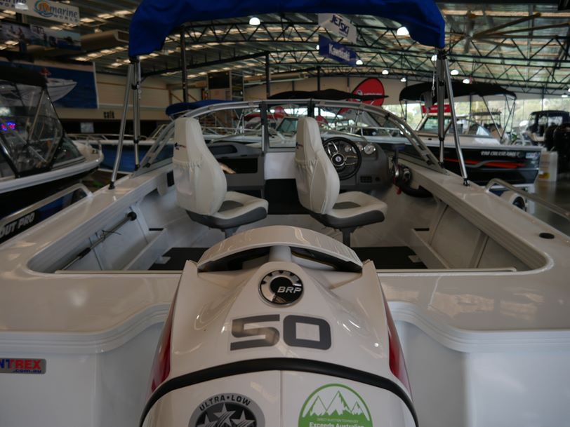 Quintrex 430 Fishabout Pro - Runabout Quintrex 430 Fishabout Pro - Runabout