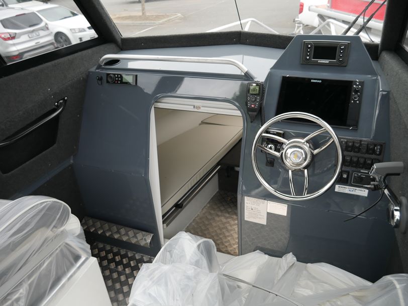 YELLOWFIN 7000 SOUTHERNER HARD TOP YELLOWFIN 7000 SOUTHERNER HARD TOP