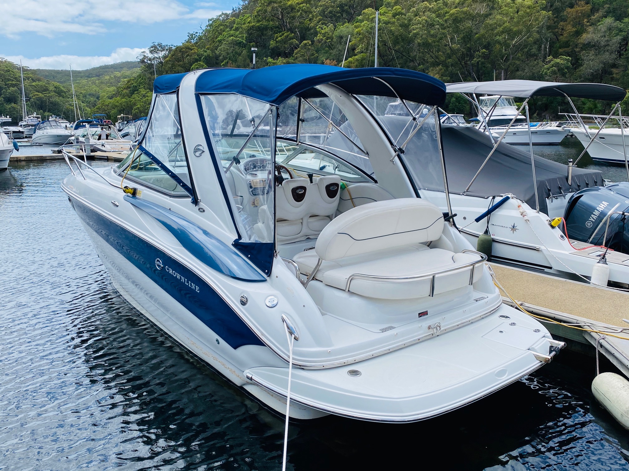 2006 Crownline 250 CR D’Albora Marine Boat Sales