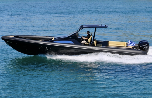 Technohull Explorer 40 Technohull Explorer 40