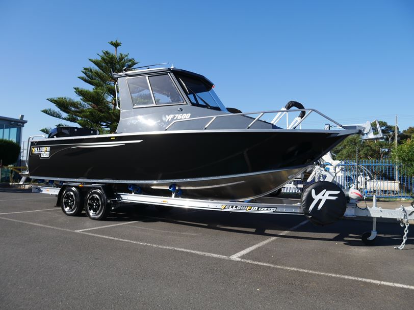 YELLOWFIN 7600 SOUTHERNER HARD TOP YELLOWFIN 7600 SOUTHERNER HARD TOP