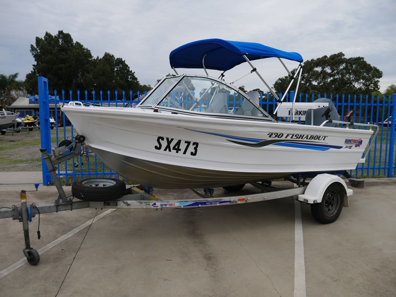 Quintrex 430 Fishabout - Runabout Quintrex 430 Fishabout - Runabout