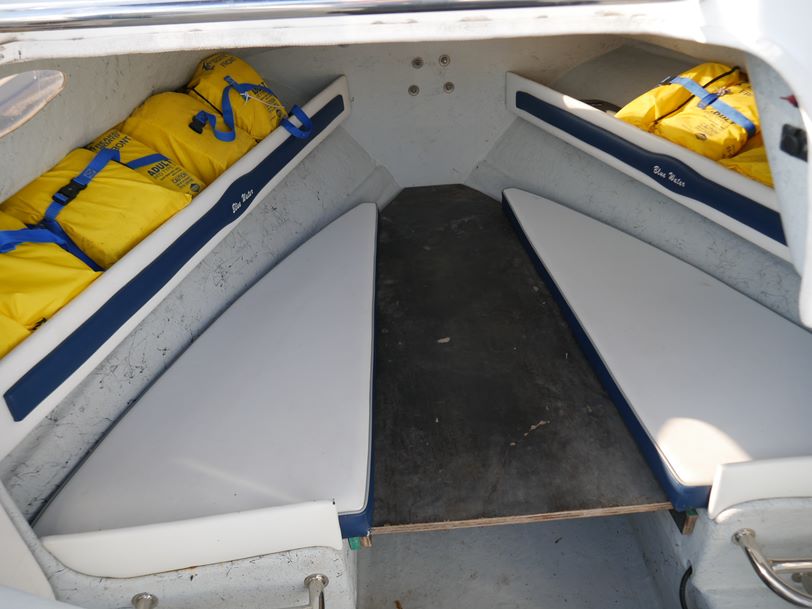 Streaker 545 Bluewater - Cabin Boat Streaker 545 Bluewater - Cabin Boat