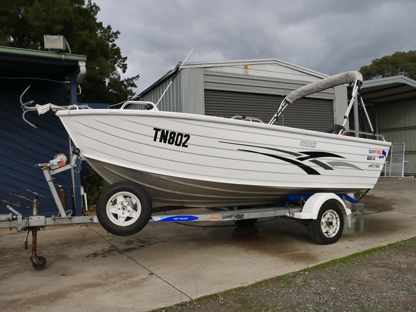 Quintrex 460 Dory - Side Console Quintrex 460 Dory - Side Console