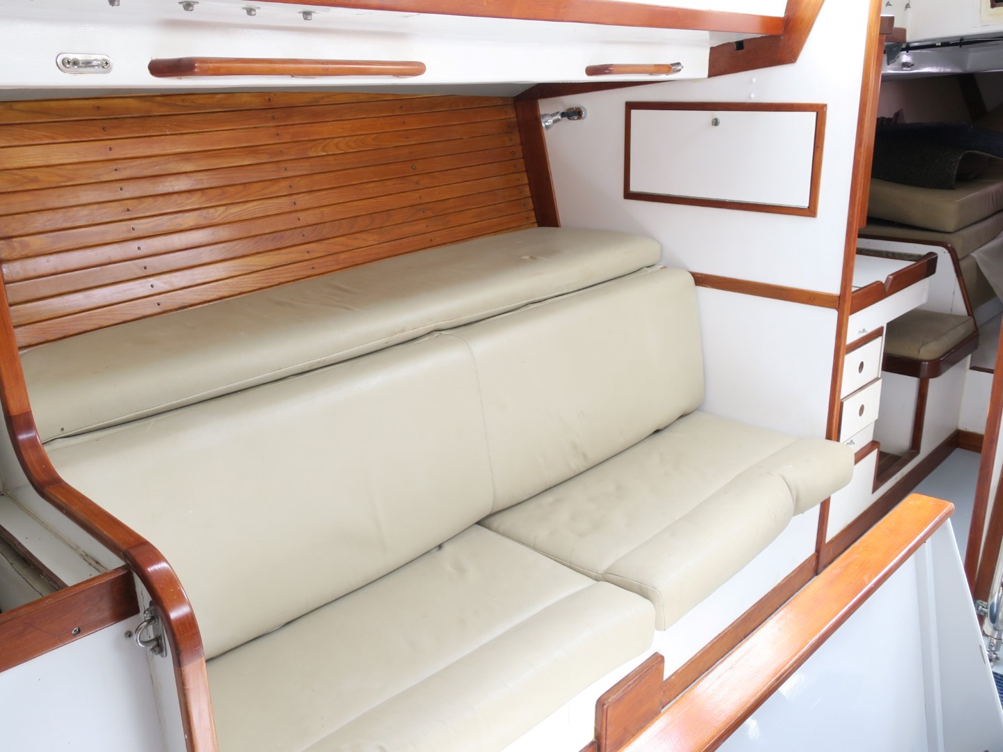 Tripp 47 Racer-Cruiser