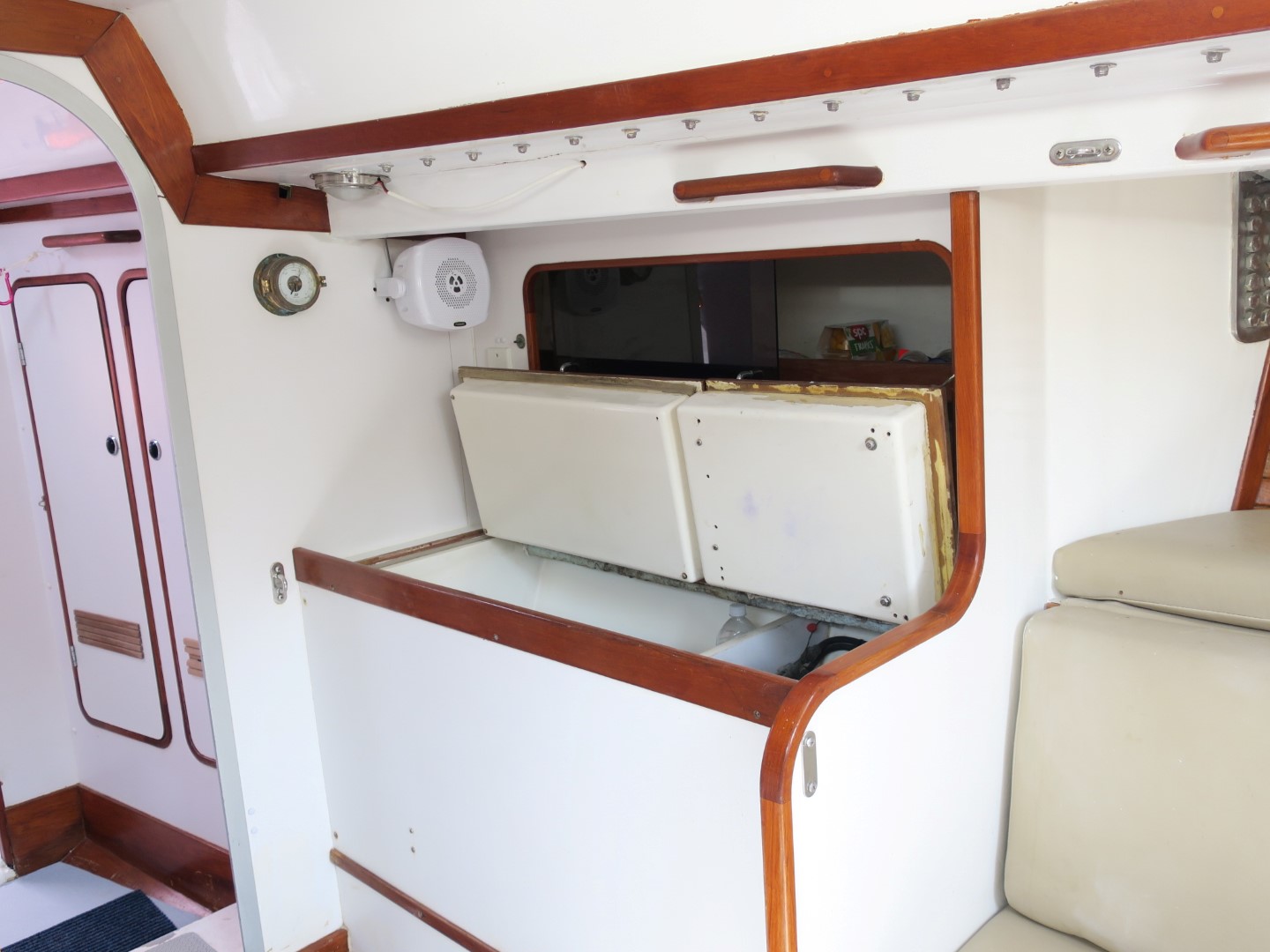 Tripp 47 Racer-Cruiser