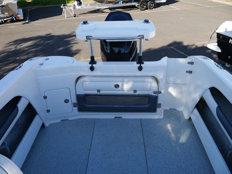 HAINES HUNTER 585R OFFSHORE FISHING BOAT HAINES HUNTER 585R OFFSHORE FISHING BOAT