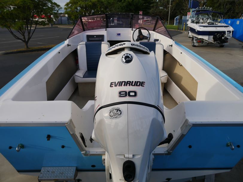 Streaker 458 Runabout Streaker 458 Runabout