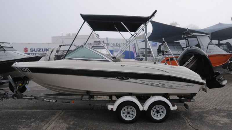 Sea Ray 185 Bowrider Sea Ray 185 Bowrider