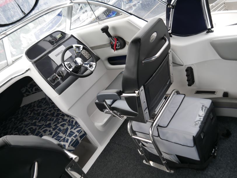 Revival 640 Weekender - Cruiser Revival 640 Weekender - Cruiser
