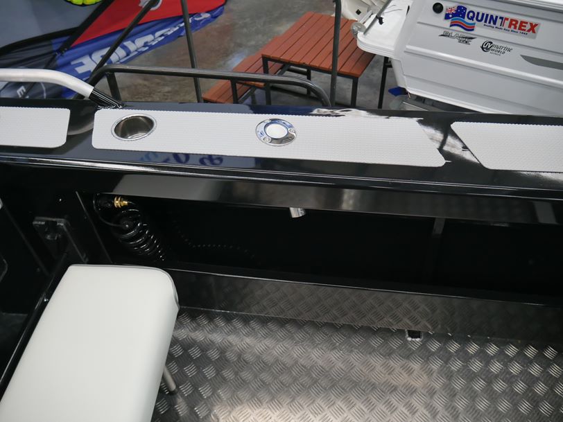 YELLOWFIN 6200 FOLDING HARD TOP - PLATE OFFSHORE FISHING BOAT YELLOWFIN 6200 FOLDING HARD TOP - PLATE OFFSHORE FISHING BOAT
