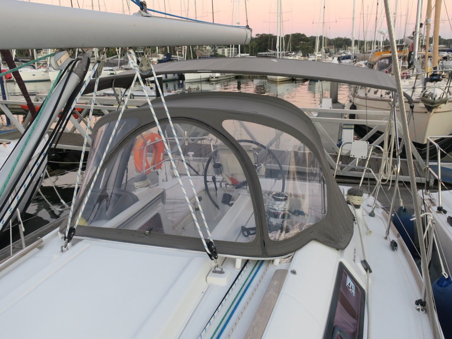 2011 Beneteau Oceanis 31
