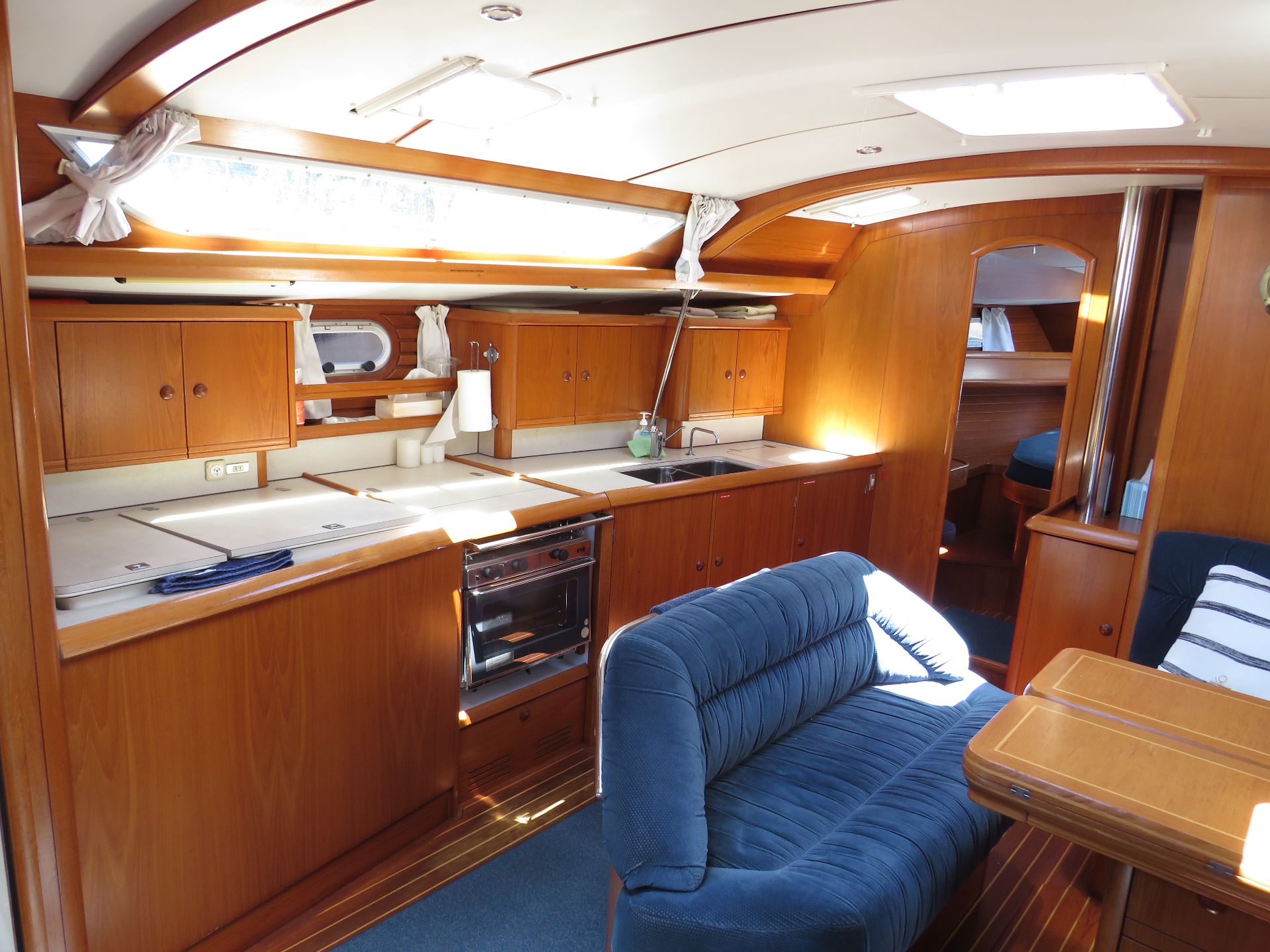 1998 Jeanneau Sun Odyssey 45.2