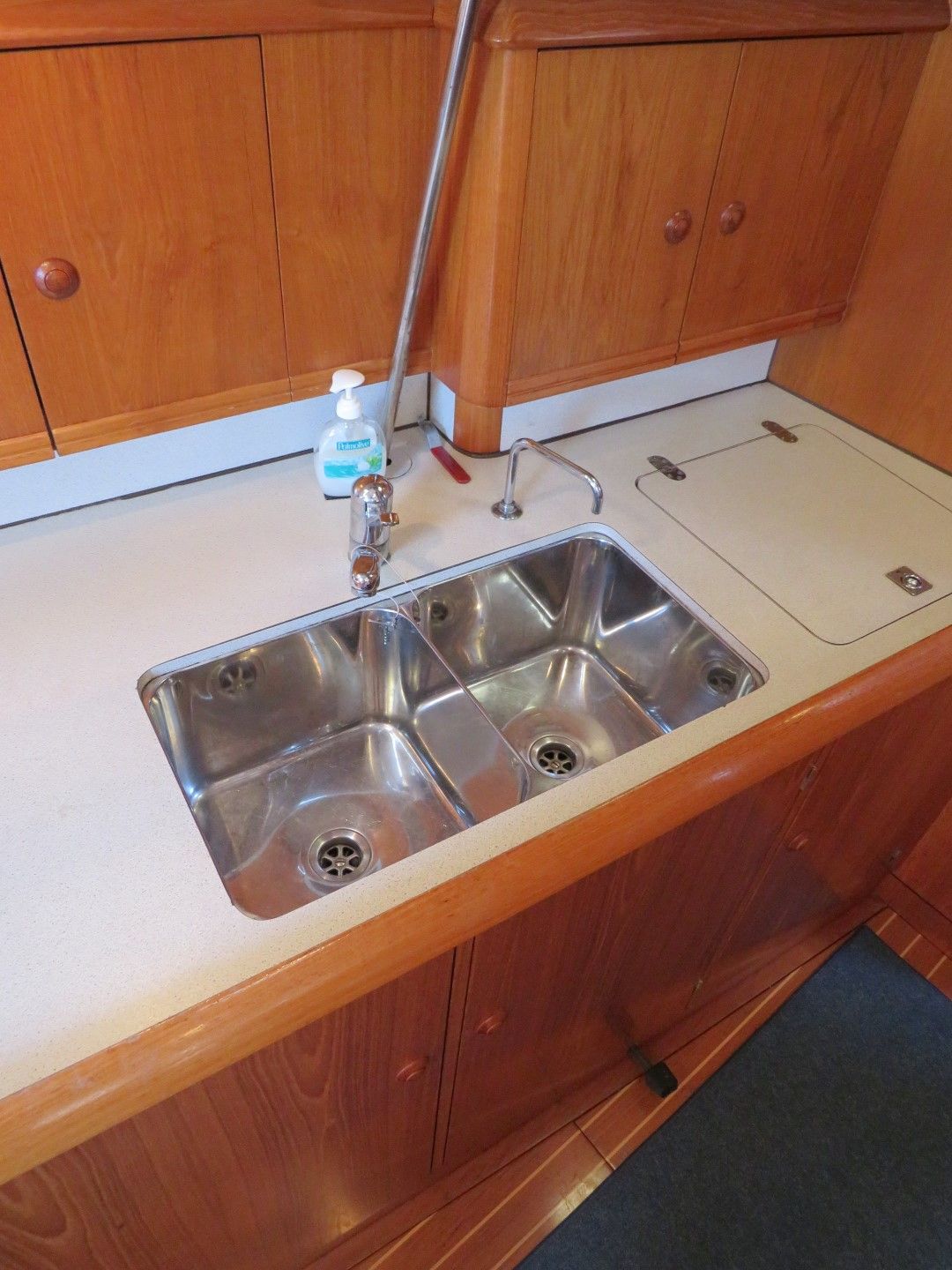 1998 Jeanneau Sun Odyssey 45.2