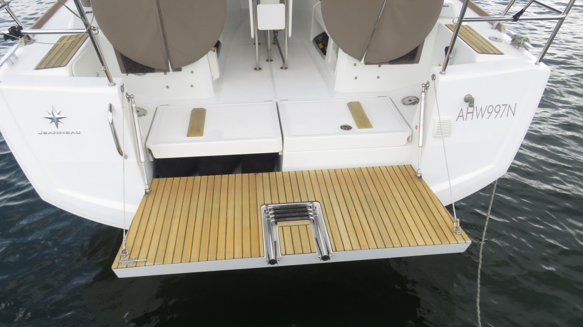 2014 Sun Odyssey 349