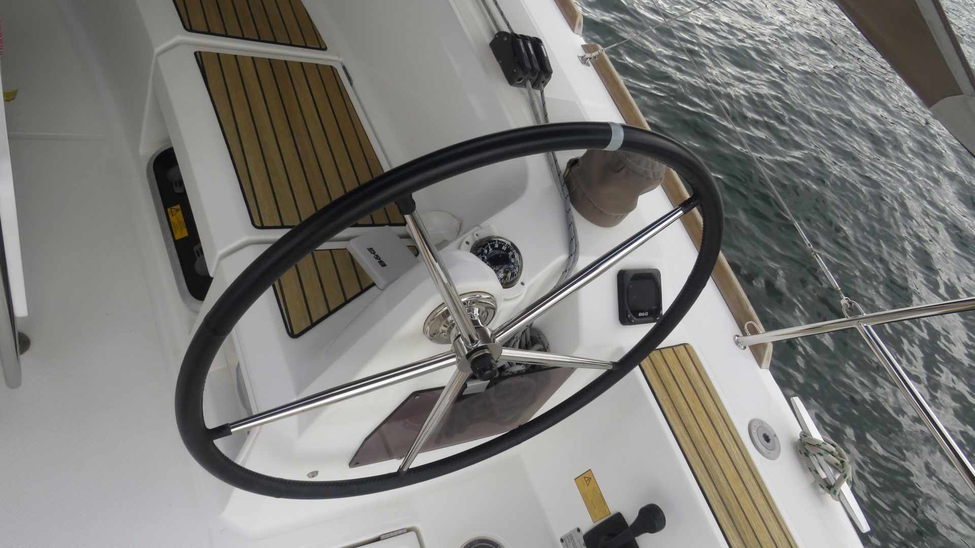2014 Sun Odyssey 349