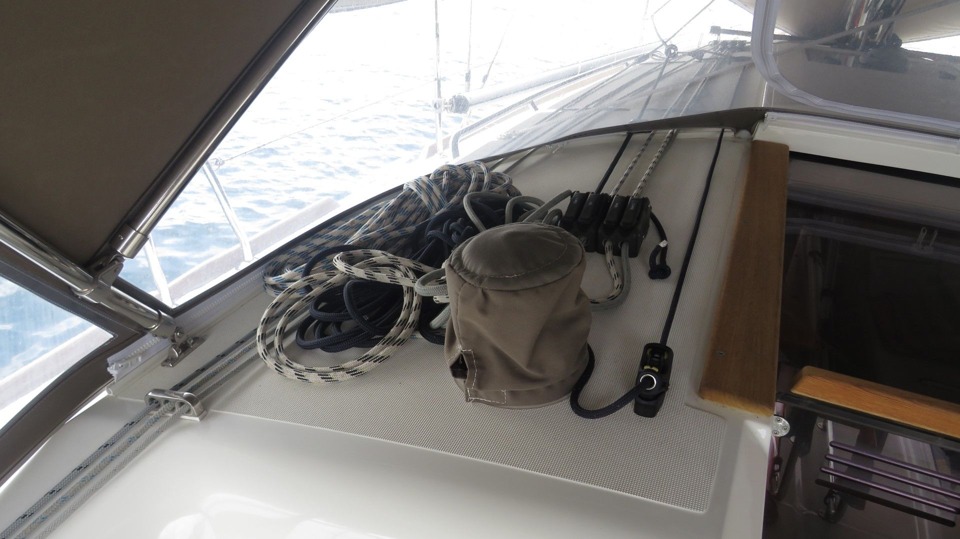 2014 Sun Odyssey 349
