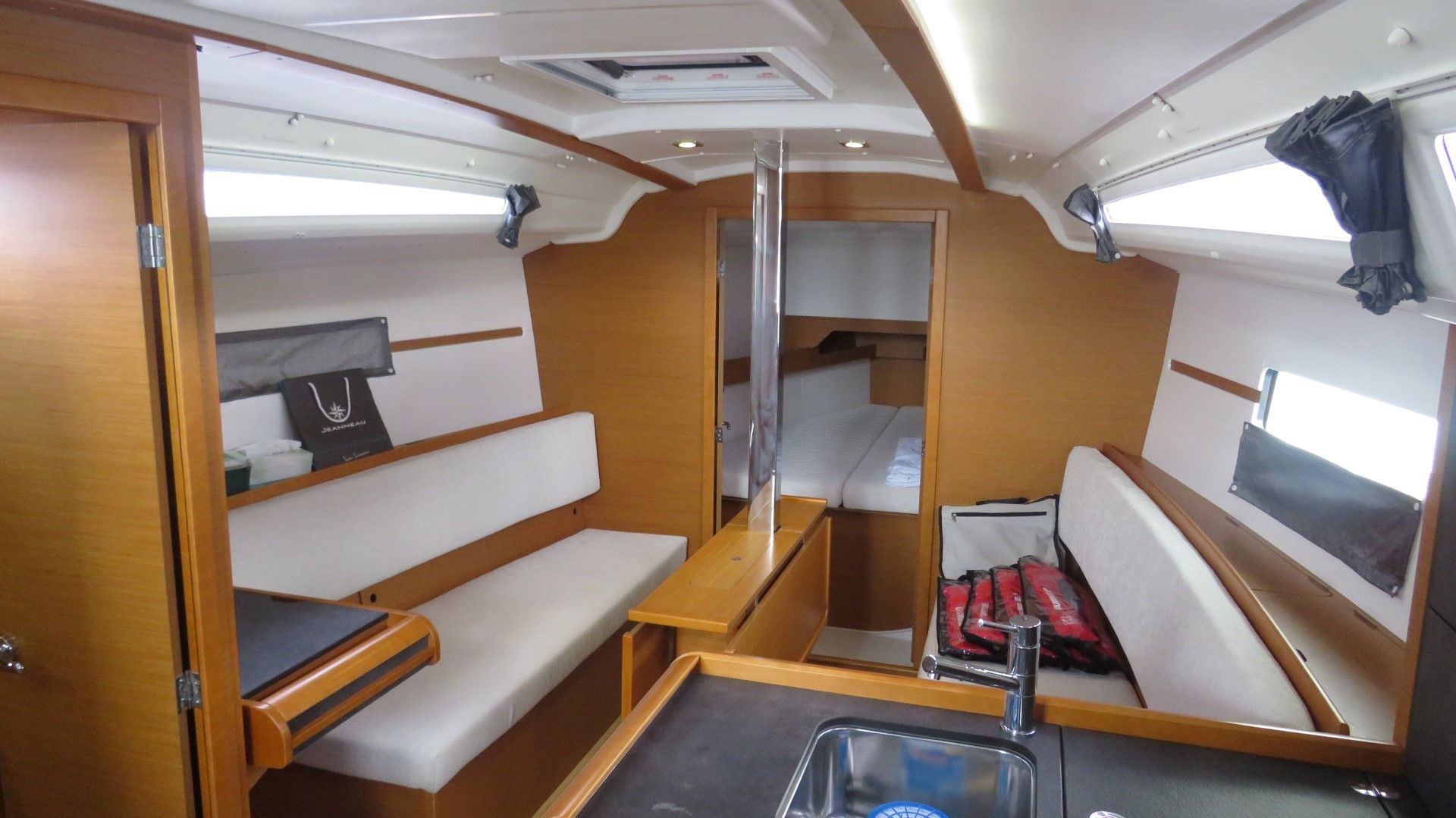 2014 Sun Odyssey 349