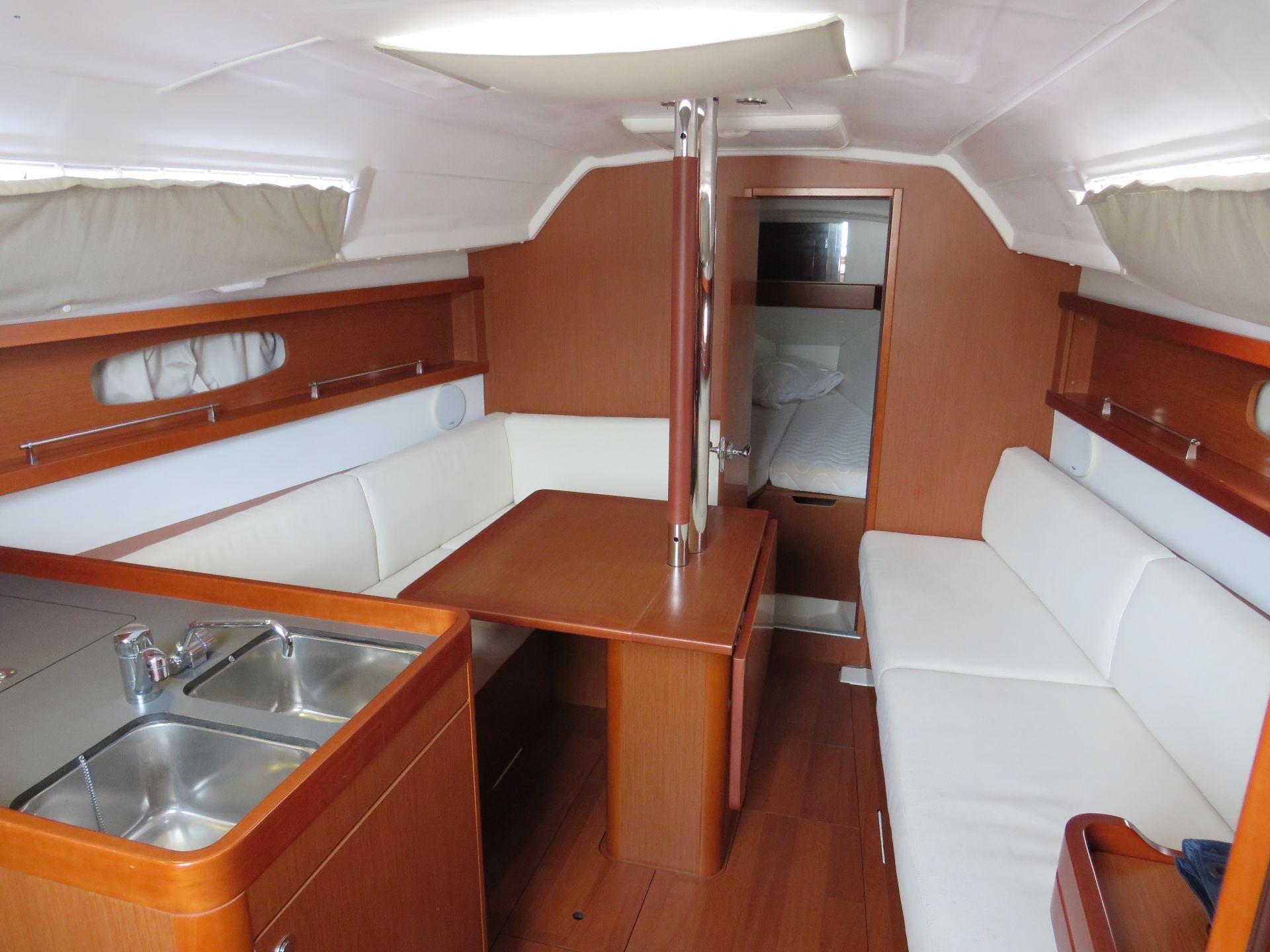 Beneteau Oceanis 31
