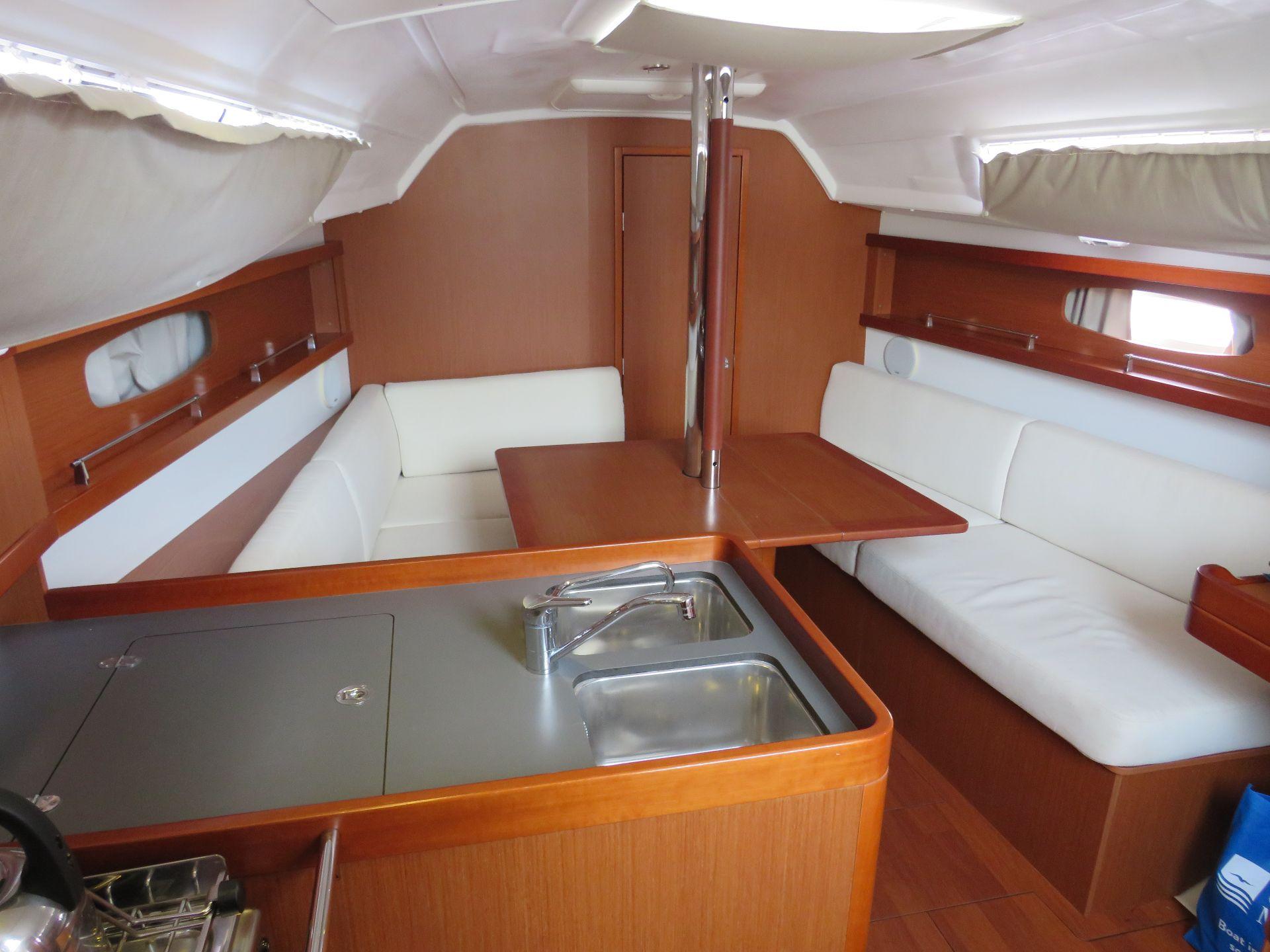 Beneteau Oceanis 31