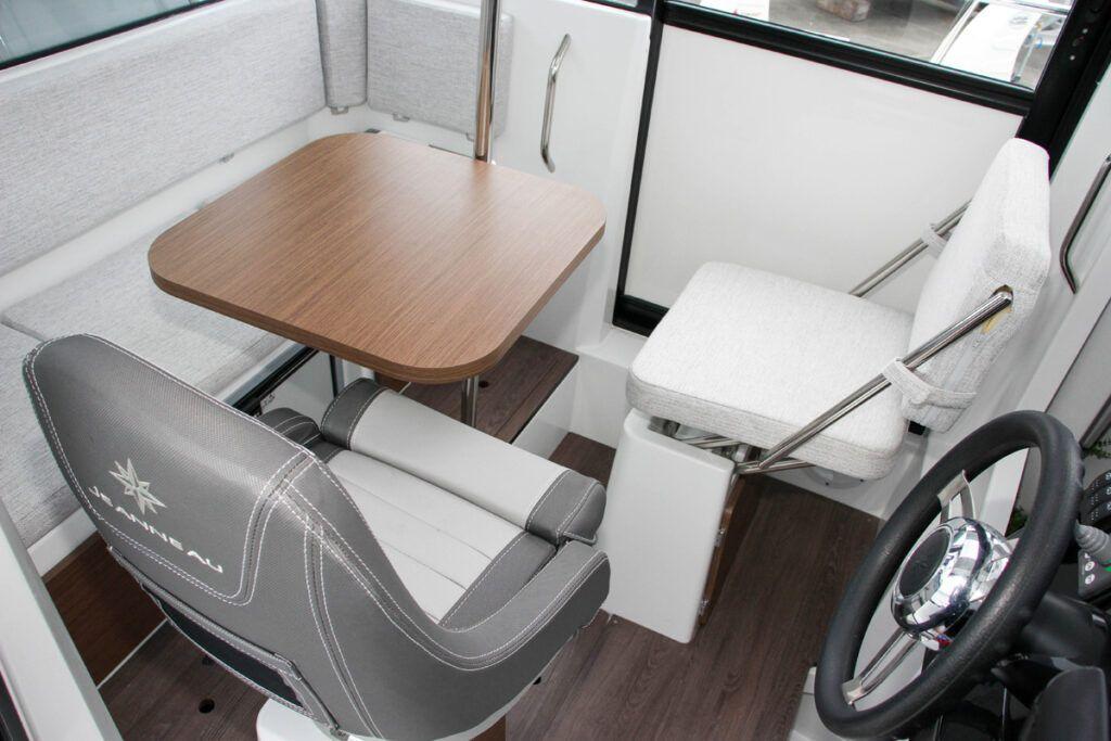 2023 Jeanneau Merry Fisher 795 Sport Series 2