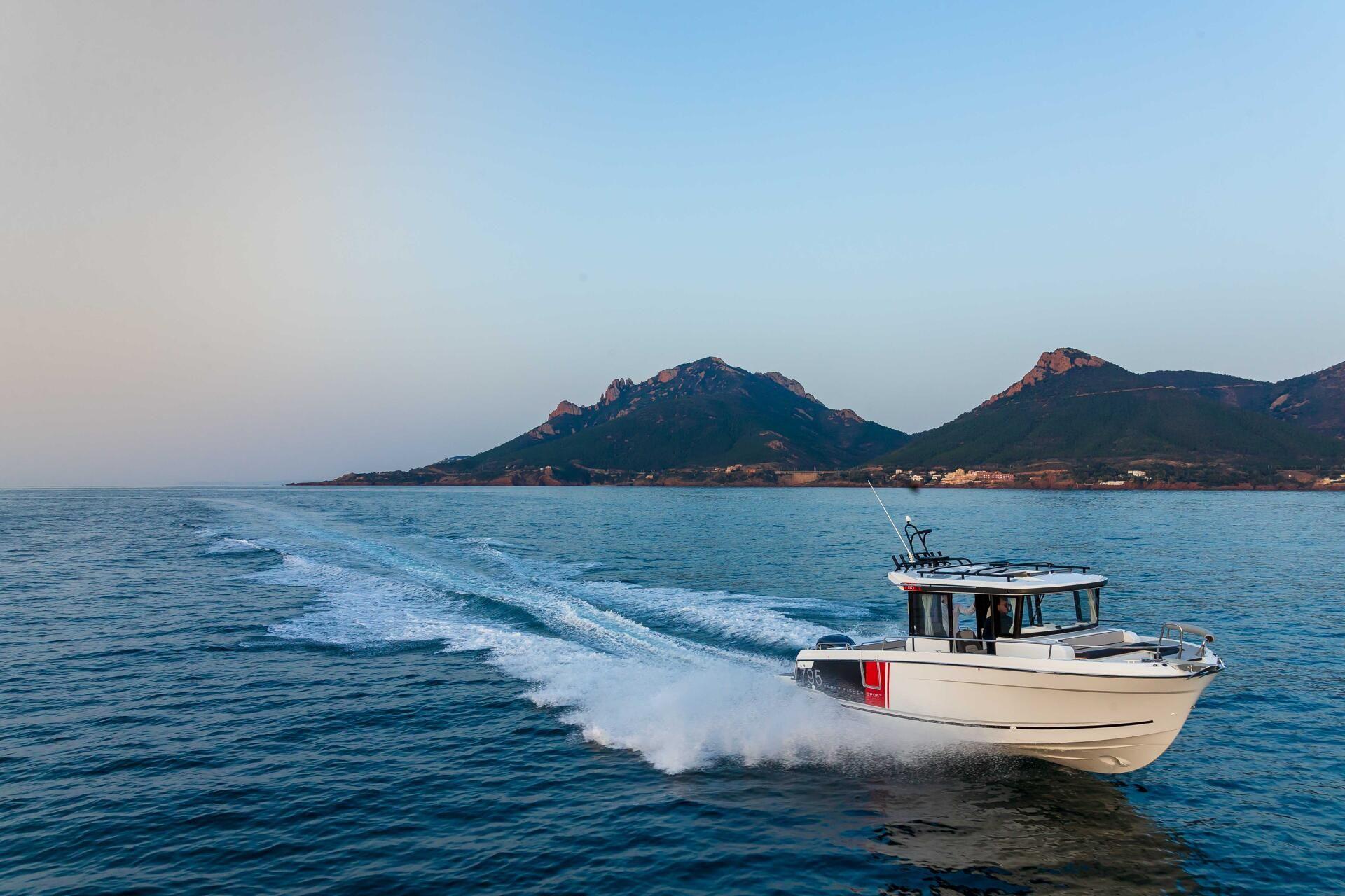 2023 Jeanneau Merry Fisher 795 Sport Series 2