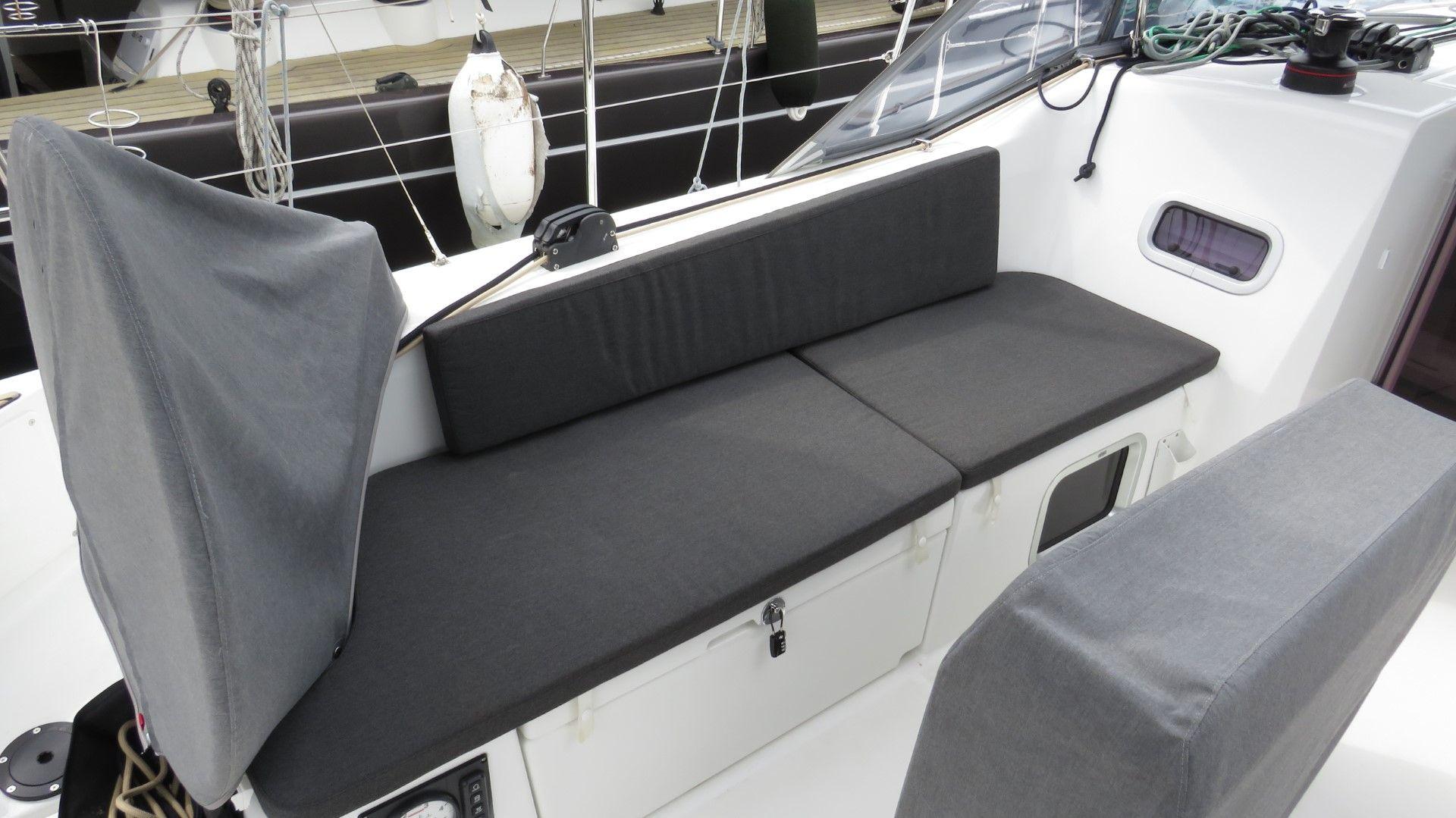 2023 Jeanneau Sun Odyssey 380