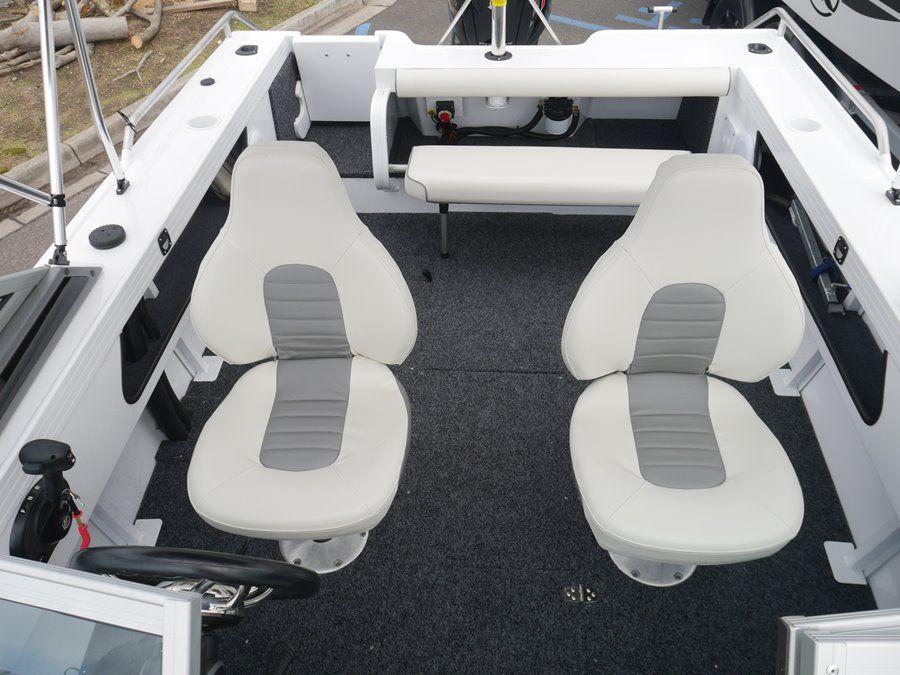 Quintrex 520 Cruiseabout Bow Rider (#62254) Quintrex 520 Cruiseabout Bow Rider (#62254)